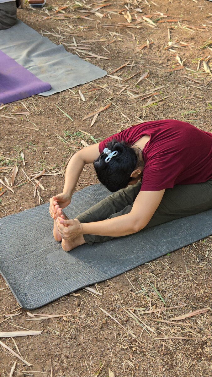 Outdoor yoga practice with YogStudio